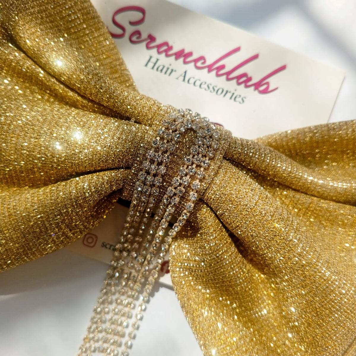 Scranchlab Aurora Gold Bow with flowers